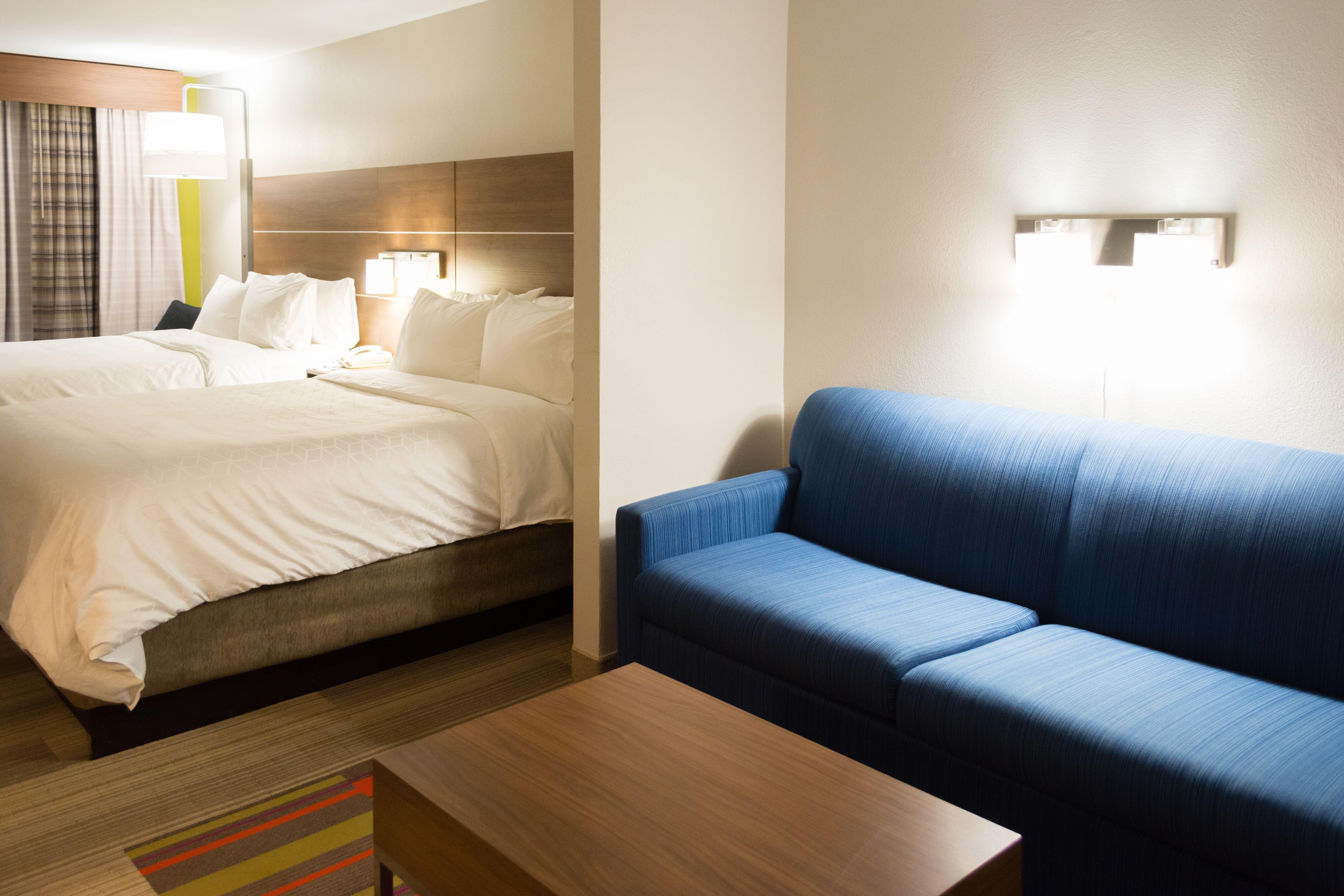 Holiday Inn Express Hotel & Suites Muskogee By Ihg Exterior photo